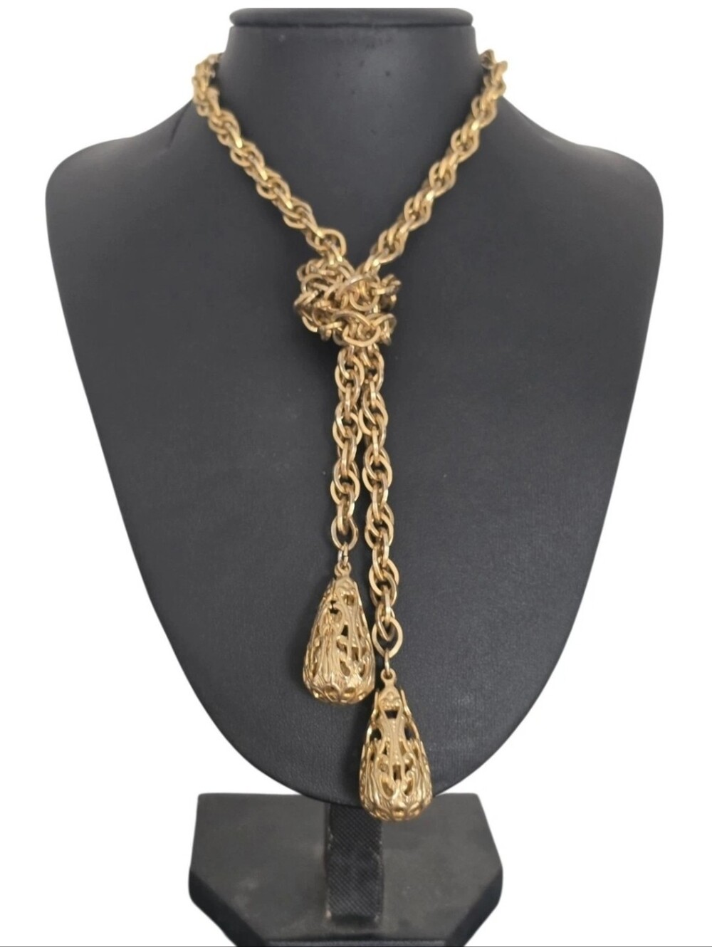 Vintage Gold Tone Interlocking Link Lariat Necklace Filigree Teardrop Drops 31"